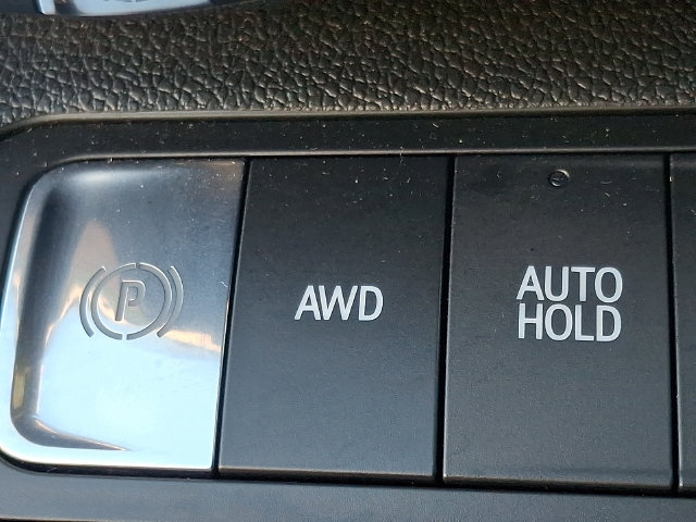 Certified 2026 Chevrolet Equinox LT AWD/4WD image 24