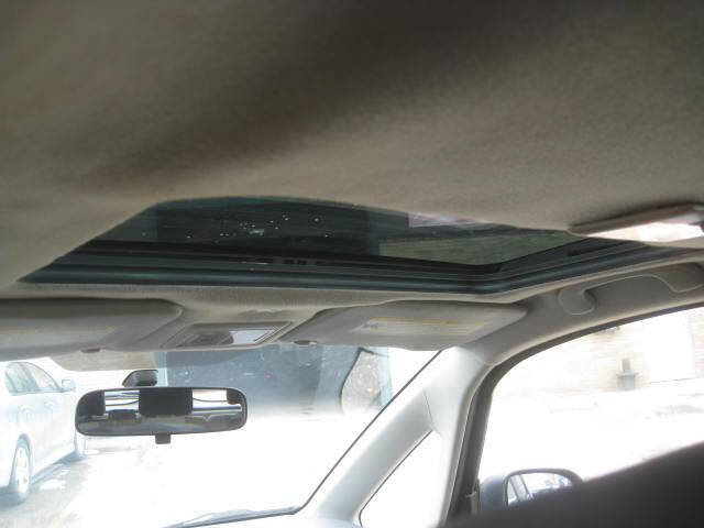 Used 2012 Suzuki SX4 Premium image 15