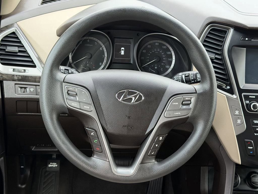 Used 2017 Hyundai Santa Fe Sport image 18
