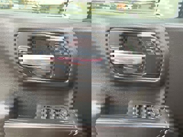 Used 2021 Chevrolet Silverado 1500 Custom w/ Safety Confidence Package image 16