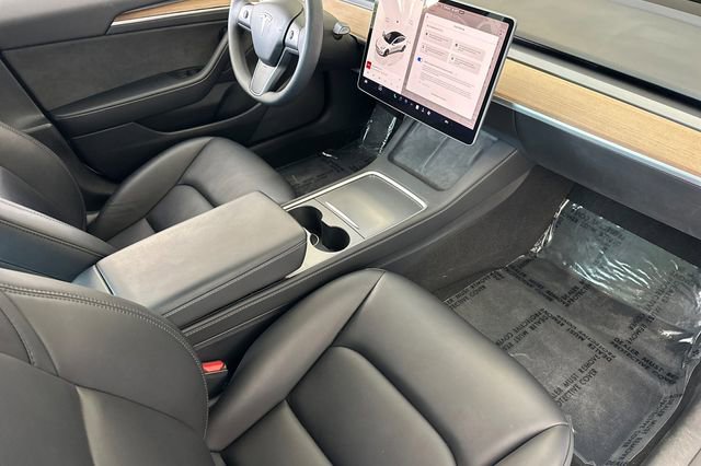 Used 2023 Tesla Model 3 Standard Range RWD image 17