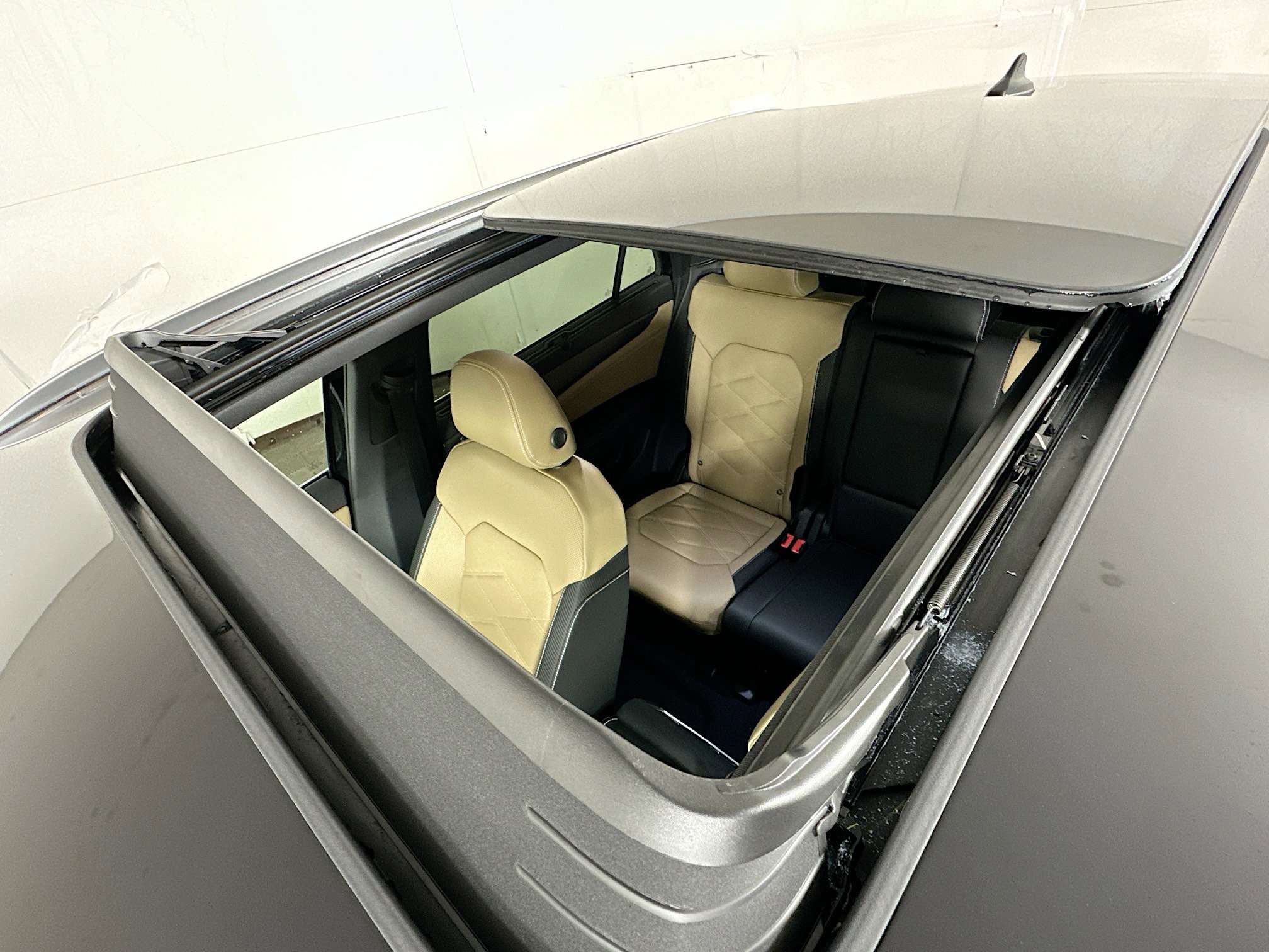 New 2026 Volkswagen Atlas Cross Sport SE image 20