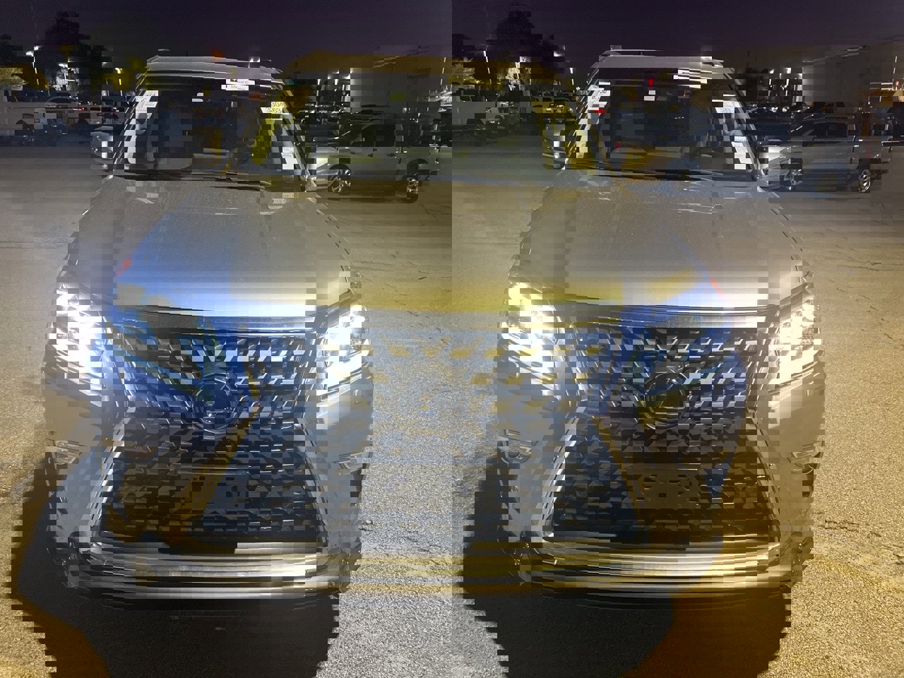 Used 2022 Lexus GX 460 Luxury w/ Sport Design Package image 2