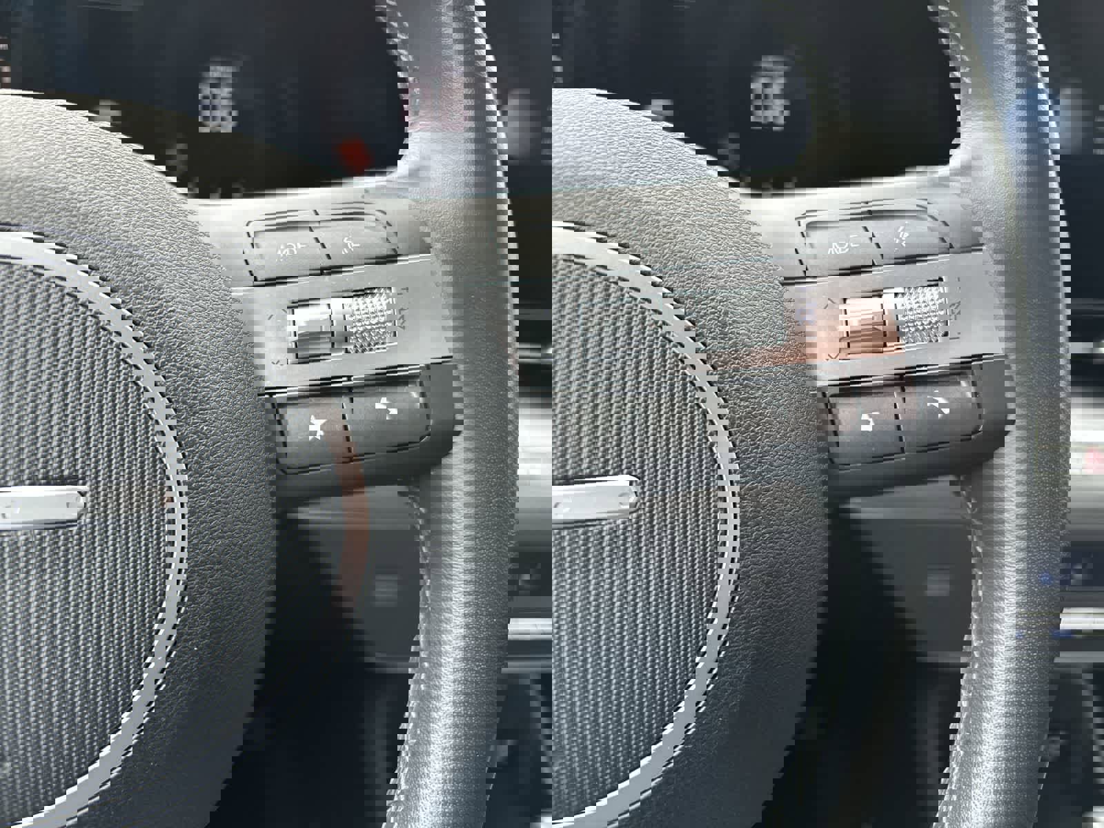 Used 2025 Hyundai Kona SEL image 10