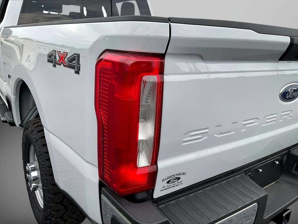New 2026 Ford F350 XL w/ XL Off-Road Package AWD/4WD image 29