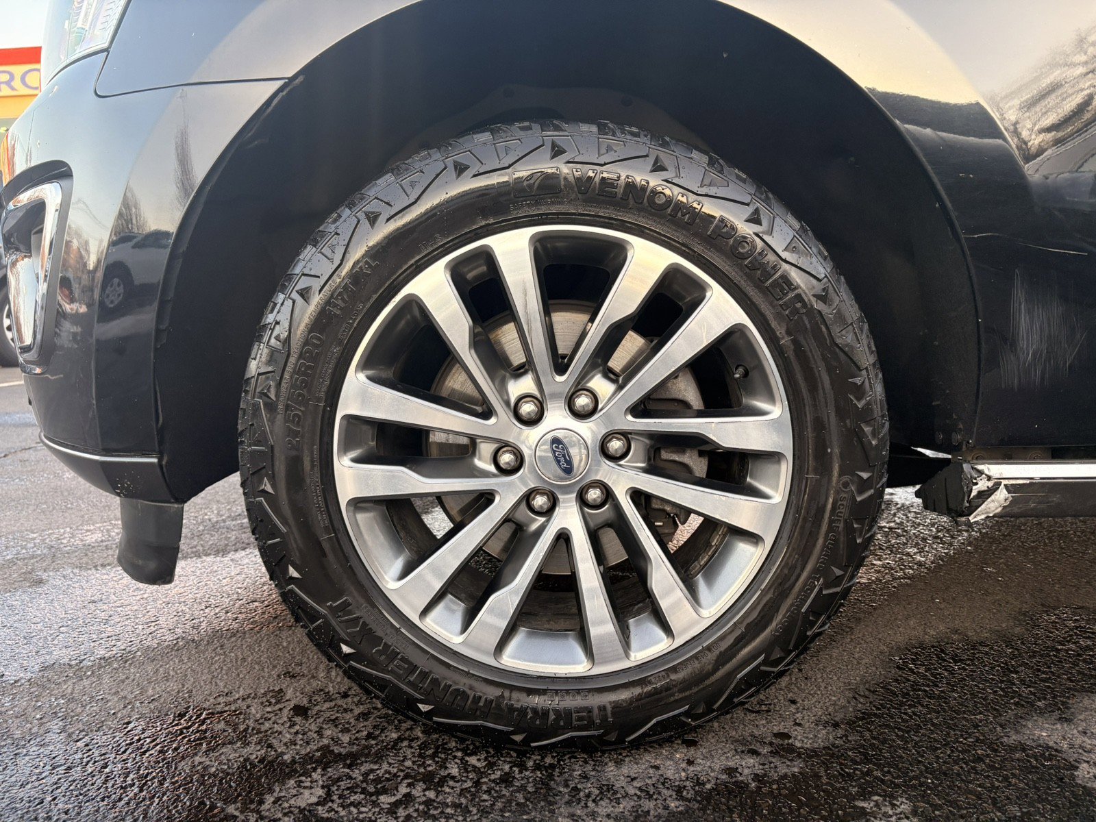 Used 2018 Ford Expedition Max Limited image 8