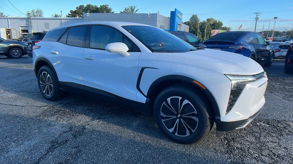 New 2026 Chevrolet Blazer EV LT image 3