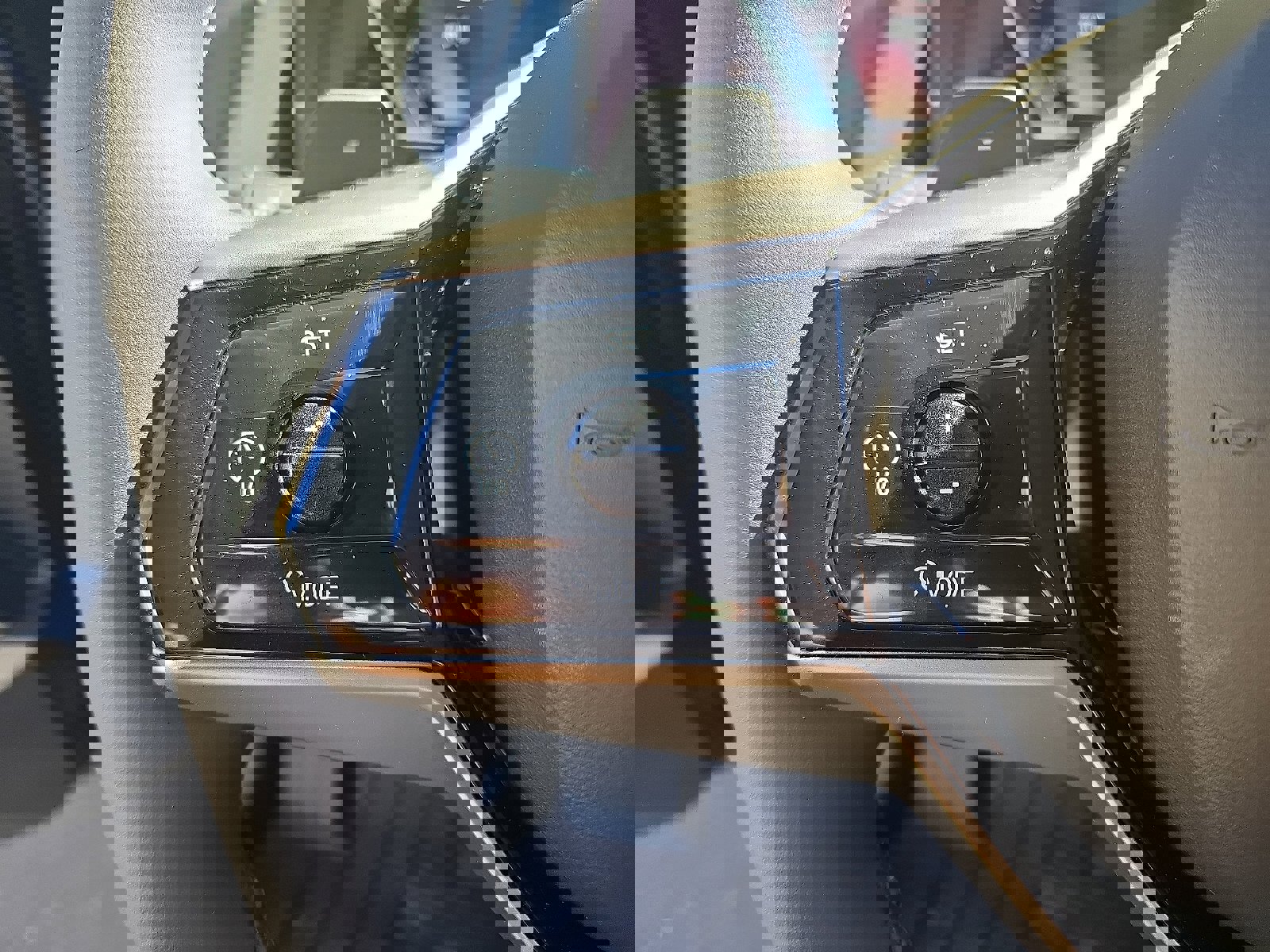 Used 2025 BMW X3 xDrive30i w/ Convenience Package image 22