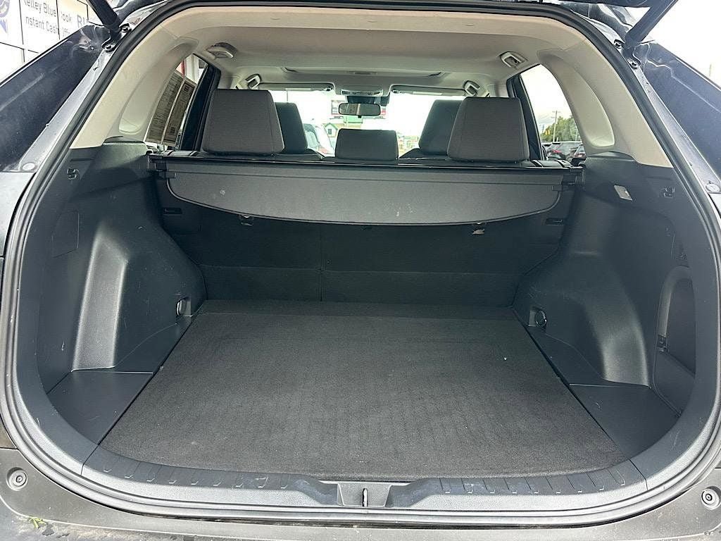 Certified 2019 Toyota RAV4 XLE w/ Convenience Package AWD/4WD image 19