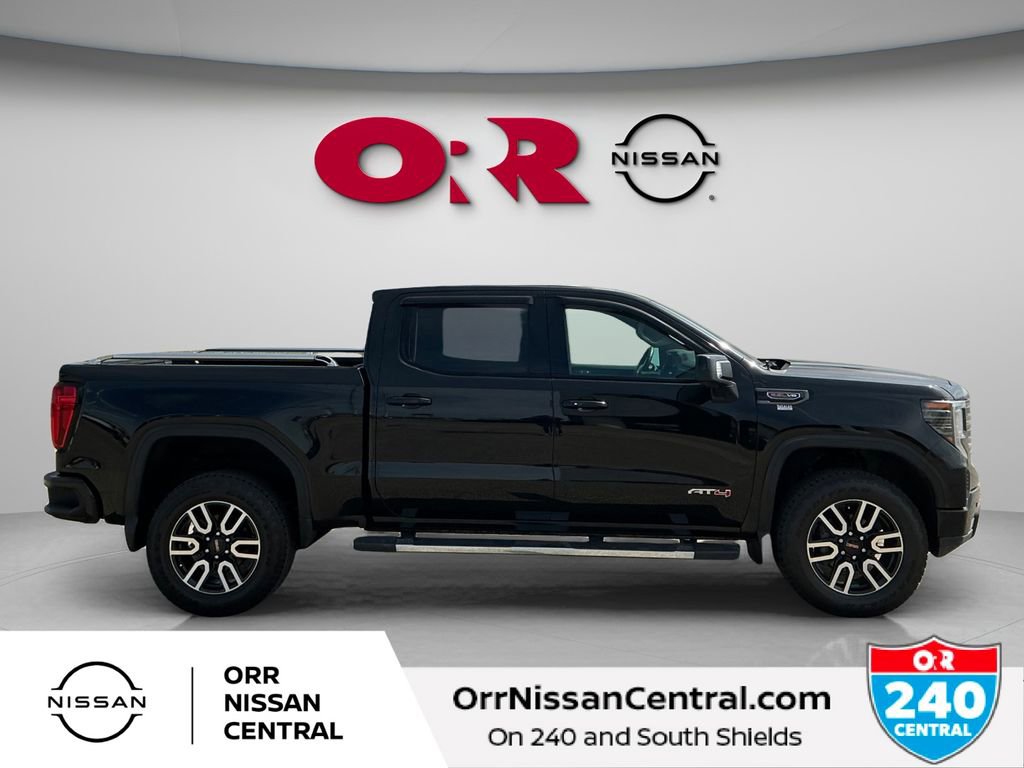 Used 2023 GMC Sierra 1500 AT4 w/ Technology Package AWD/4WD image 2