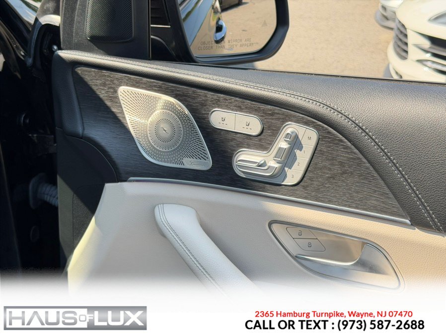 Used 2021 Mercedes-Benz GLE 450 4MATIC w/ AMG Line Exterior image 19