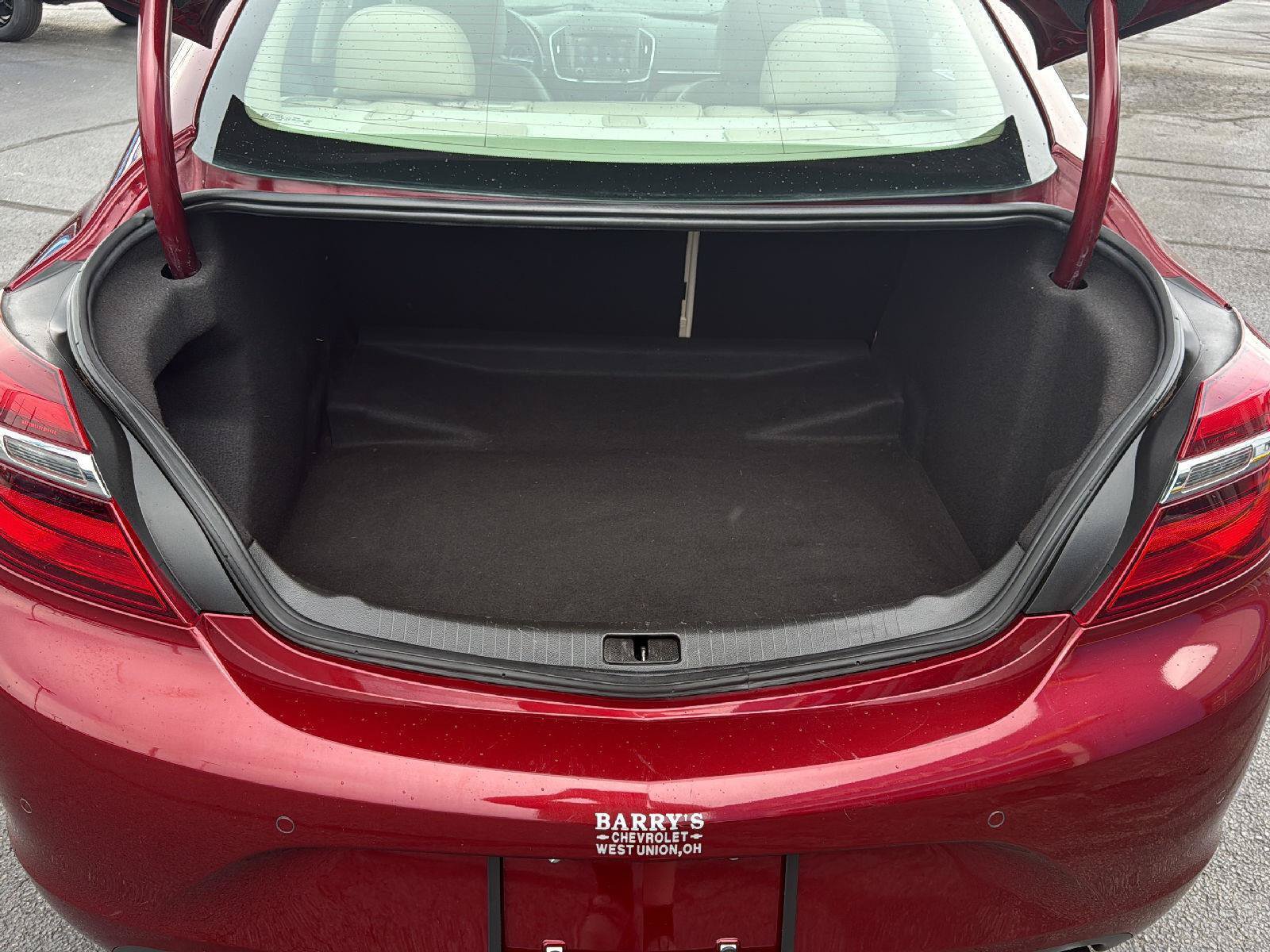 Used 2017 Buick Regal Premium w/ Driver Confidence Package #1 FWD image 26