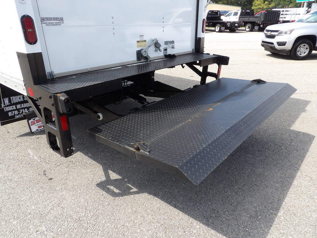 Used 2023 Ford E-450 and Econoline 450 Super Duty w/ Power Windows & Locks Group RWD image 36