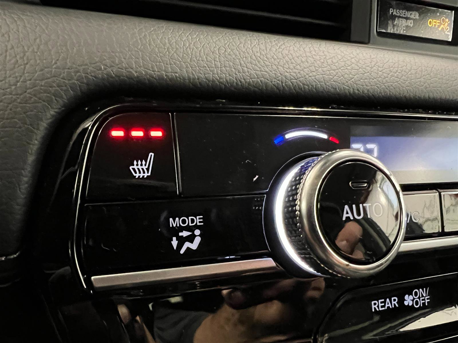 New 2025 Honda Pilot EX-L image 24