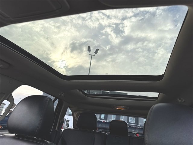 Used 2013 Ford Edge Limited image 18