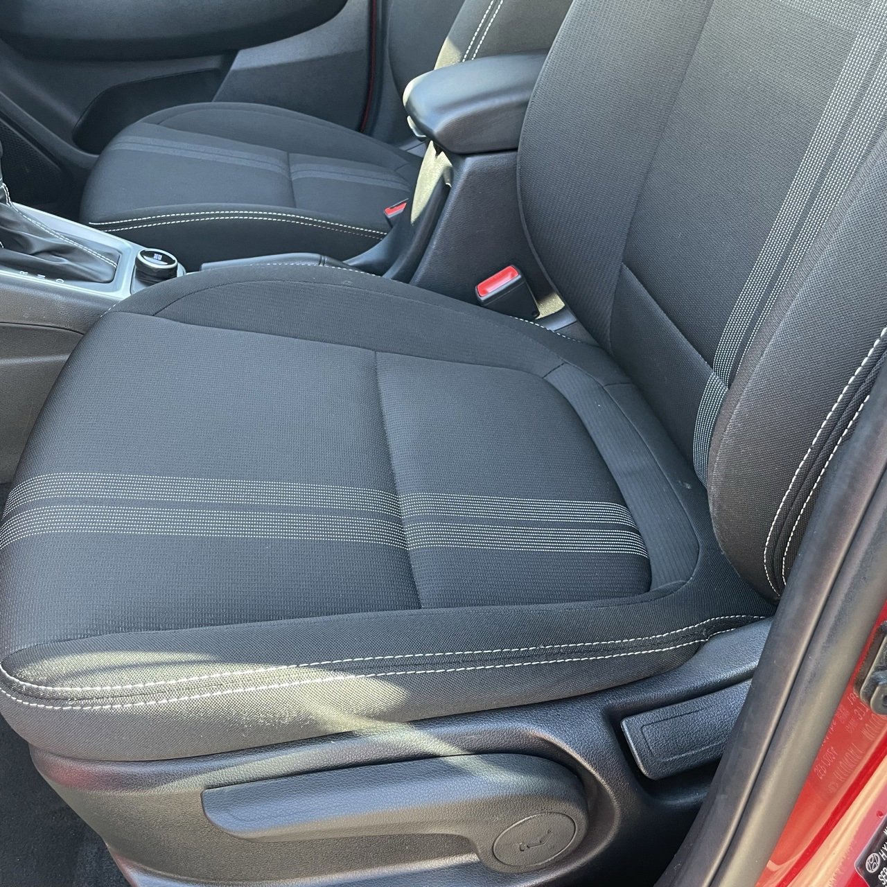 Used 2025 Hyundai Venue SEL image 22