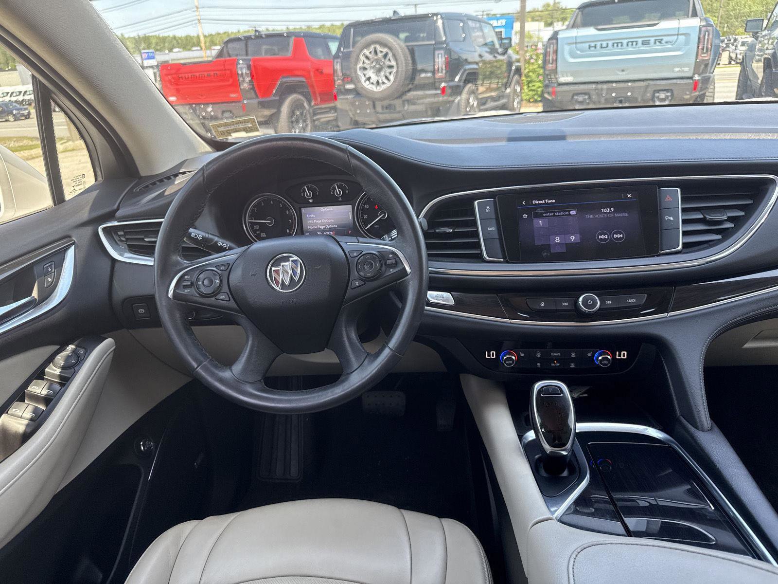 Used 2020 Buick Enclave Essence w/ Sound and Sites Package image 13