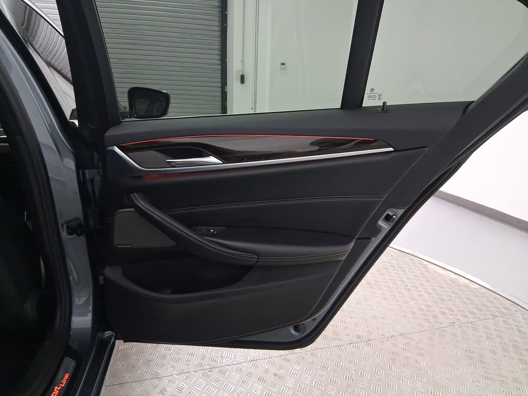 Used 2017 BMW 540i image 30