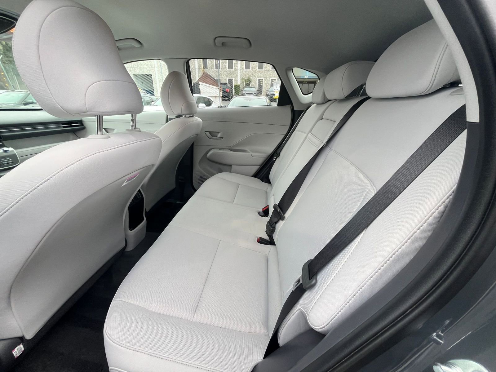 Used 2025 Hyundai Kona SEL image 25