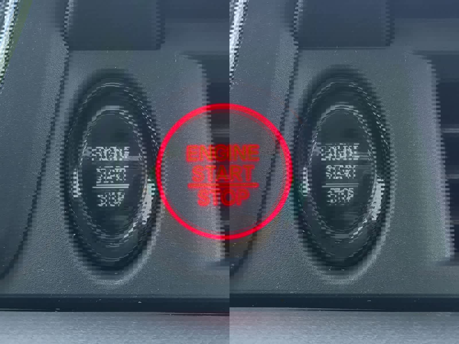 Used 2025 Honda Pilot EX-L image 26