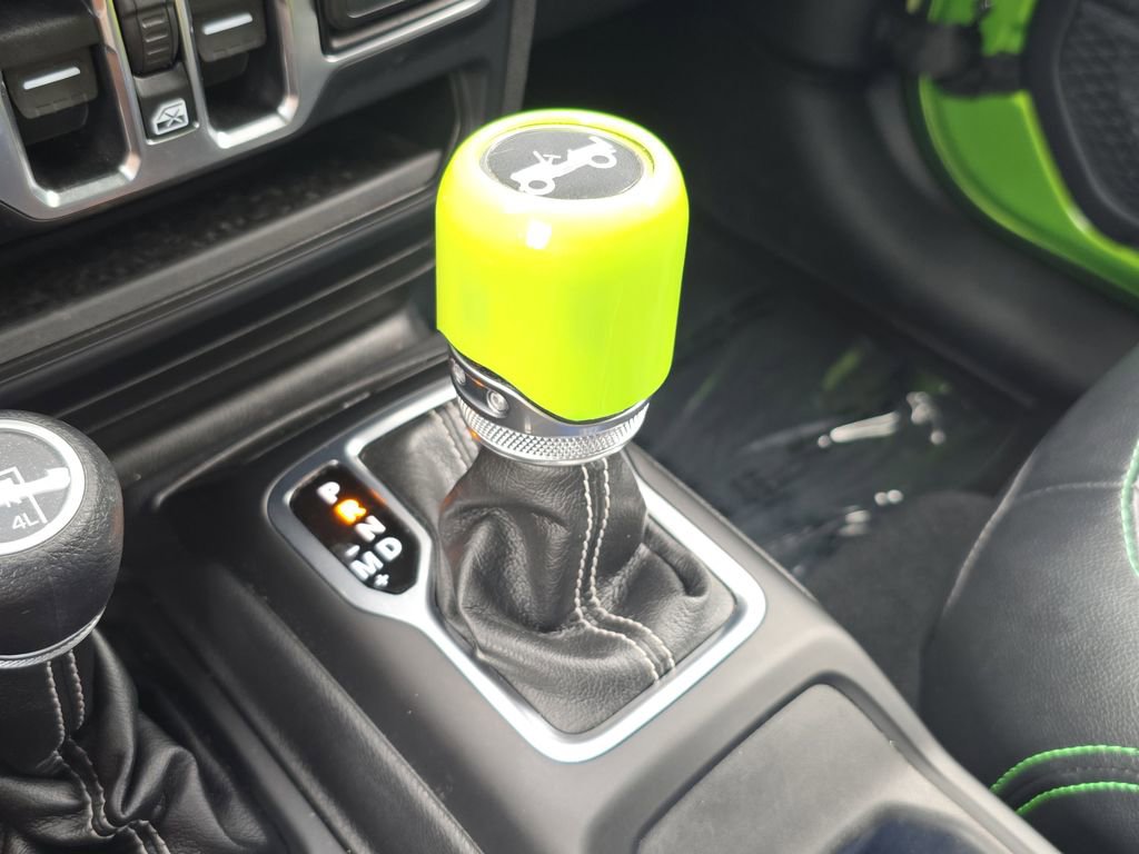 Used 2019 Jeep Wrangler Unlimited Sahara w/ LED Lighting Group image 28