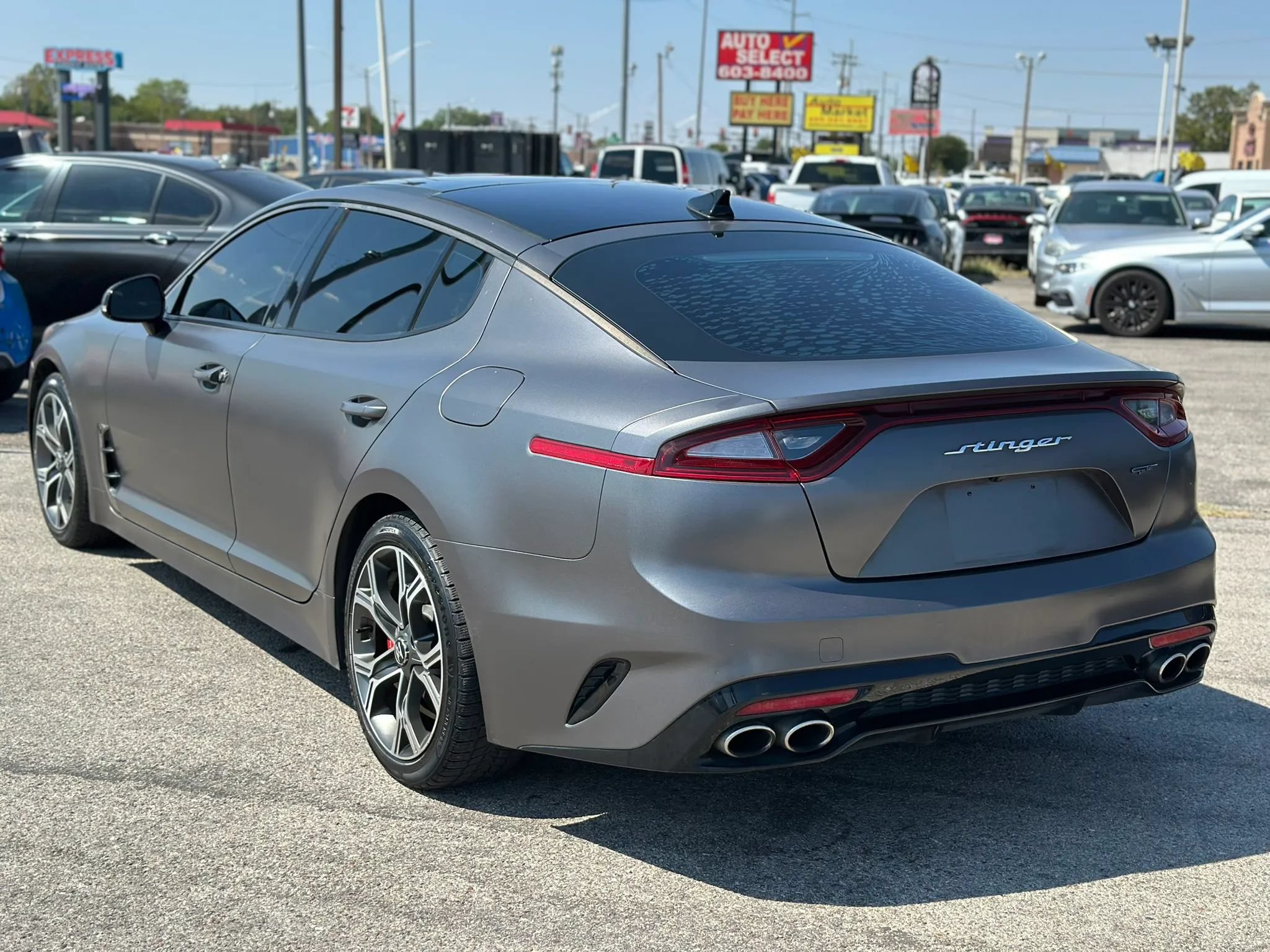 Used 2018 Kia Stinger GT2 AWD/4WD image 9