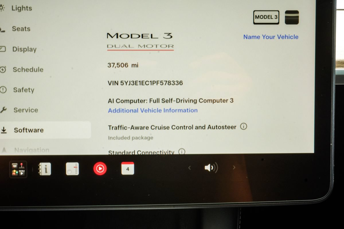 Used 2023 Tesla Model 3 Performance AWD/4WD image 31