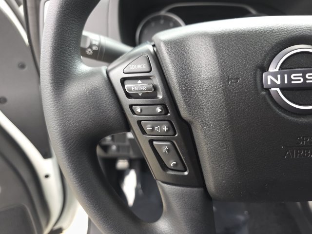 Used 2025 Nissan Frontier SV RWD image 17