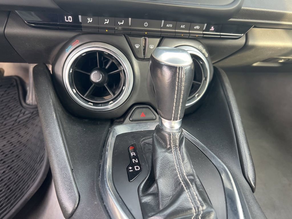 Used 2020 Chevrolet Camaro LT RWD image 12