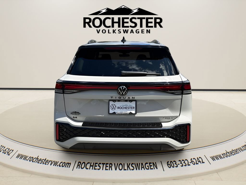 Used 2026 Volkswagen Tiguan SE R-Line AWD/4WD image 5