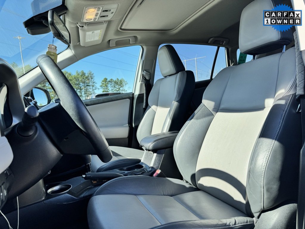Used 2015 Toyota RAV4 Limited image 13