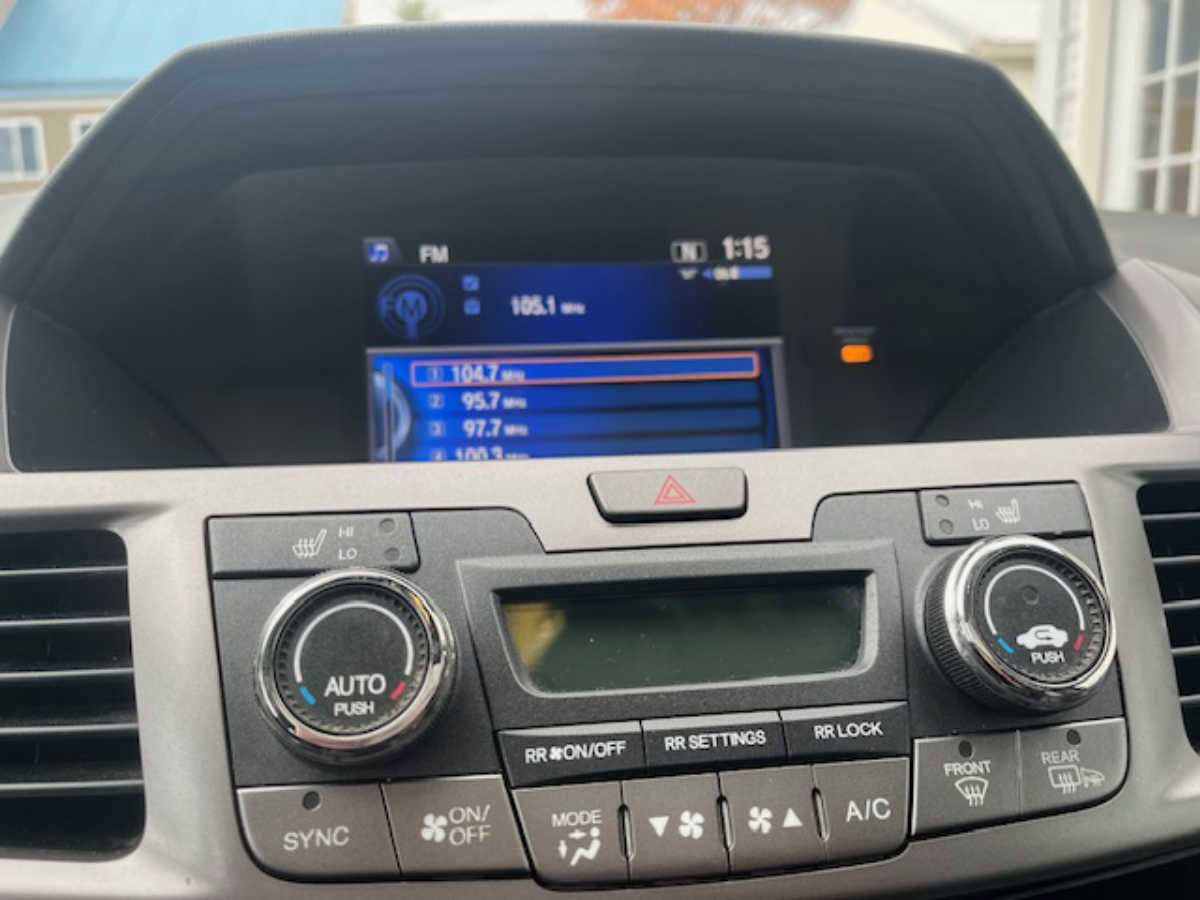 Used 2017 Honda Odyssey EX-L image 7