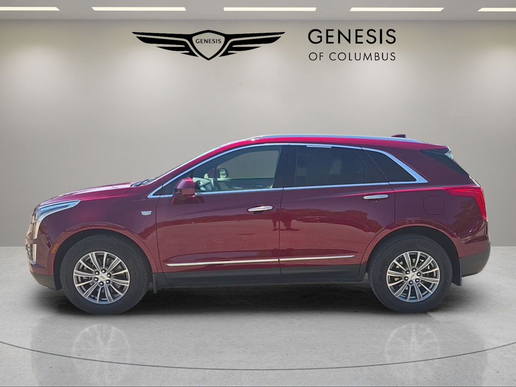 Used 2017 Cadillac XT5 Luxury FWD image 2