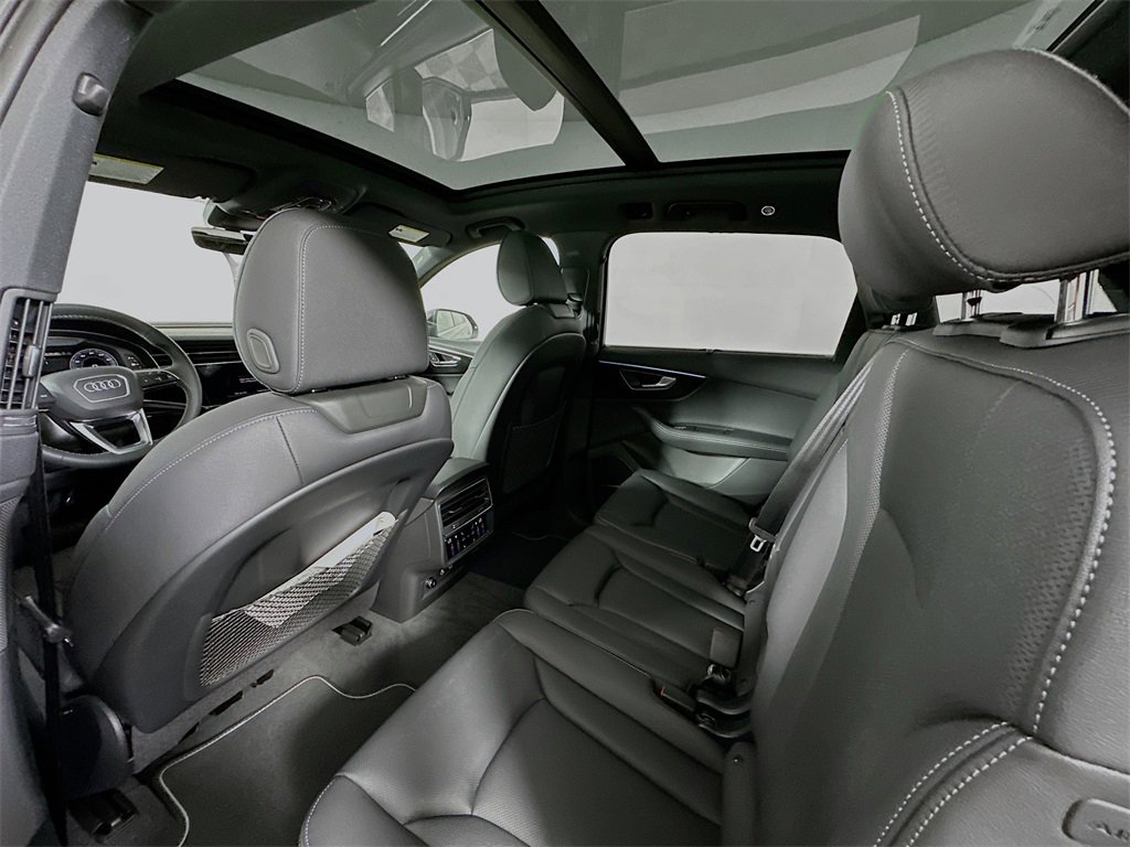 New 2025 Audi Q7 3.0T Premium Plus image 4
