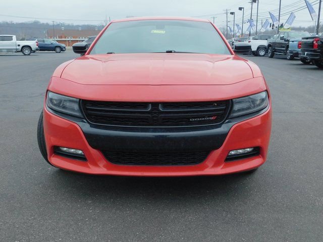 Used 2019 Dodge Charger SXT w/ Blacktop Package image 3