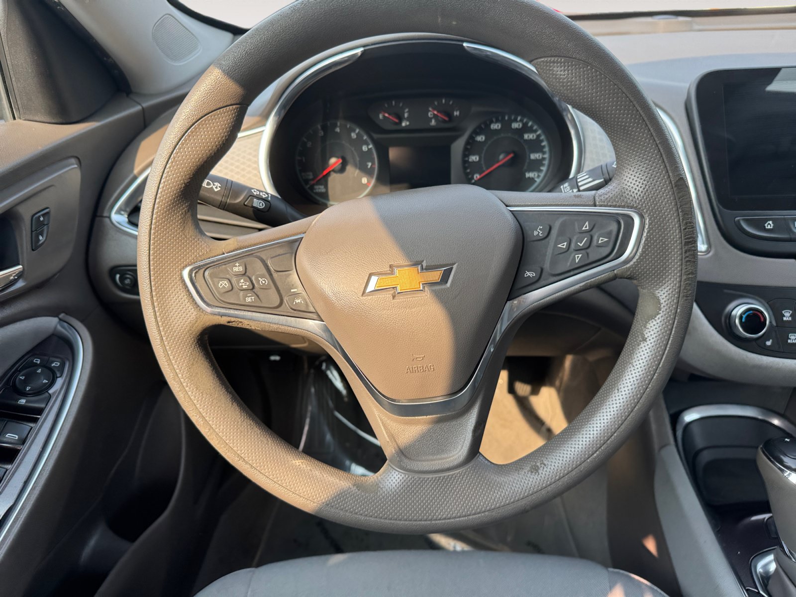 Used 2019 Chevrolet Malibu LT w/ Driver Confidence Package II FWD image 10
