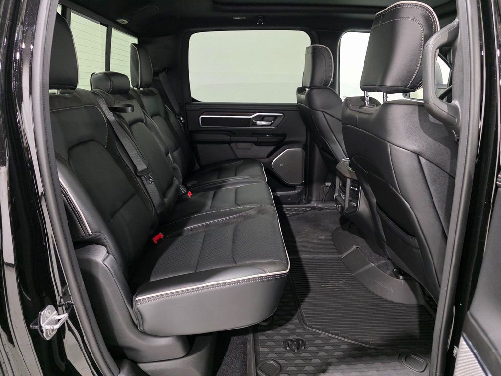 New 2026 RAM 1500 Laramie AWD/4WD image 29