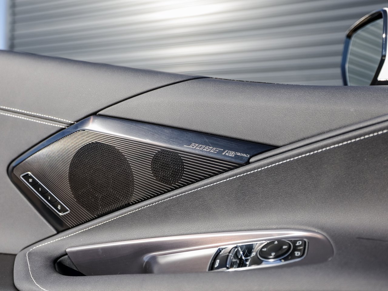 Used 2025 Chevrolet Corvette Stingray Preferred Cpe w/ Stealth Interior Trim Package image 22