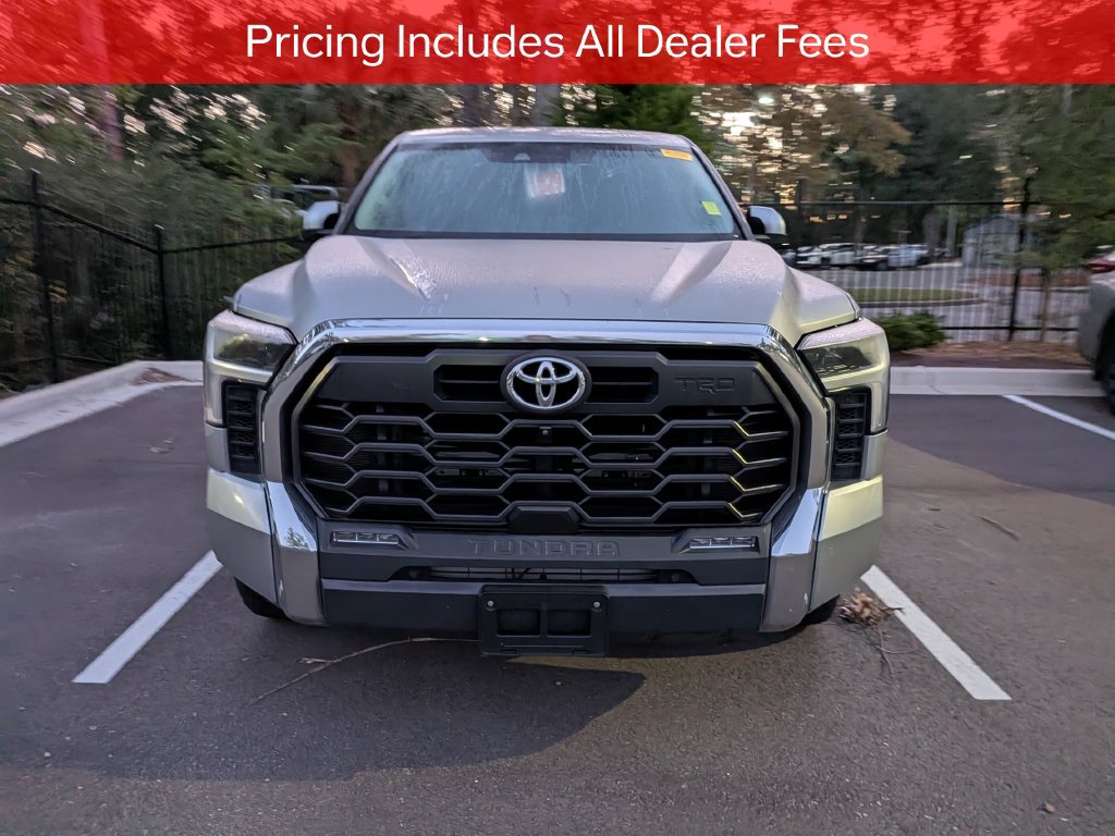 Used 2022 Toyota Tundra SR5 RWD image 2