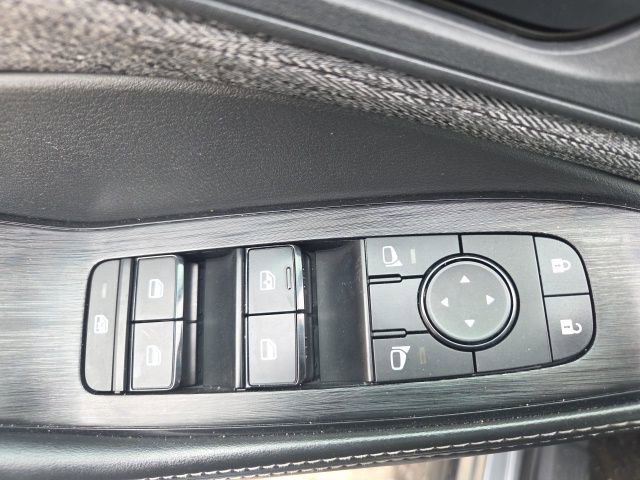 Used 2021 Nissan Rogue S image 20