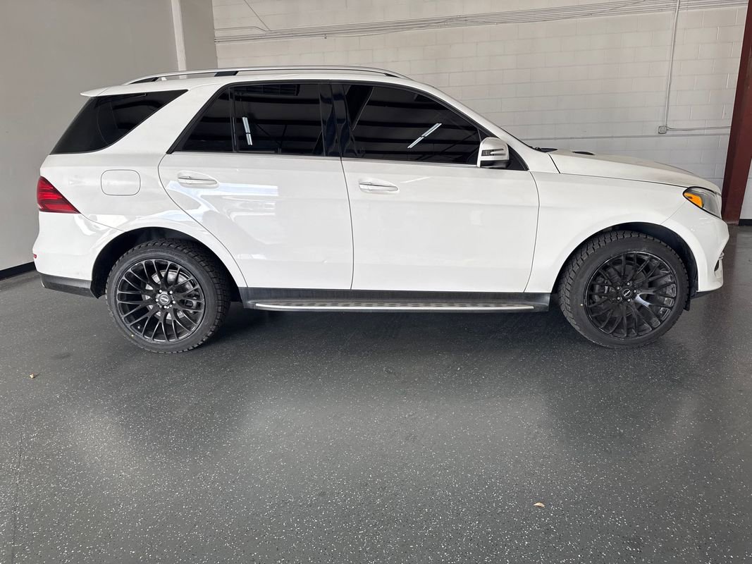 Used 2018 Mercedes-Benz GLE 350 4MATIC image 3