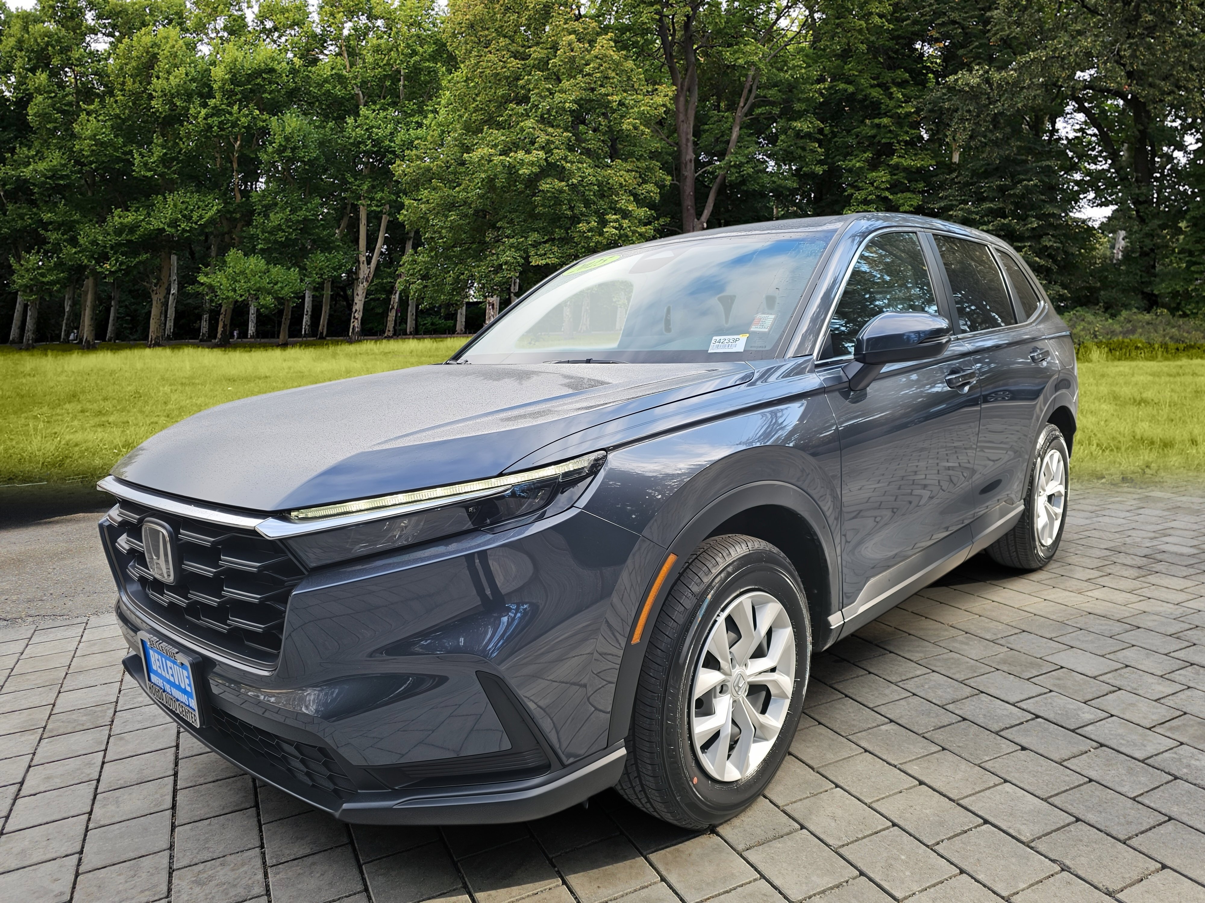 Certified 2025 Honda CR-V LX image 3