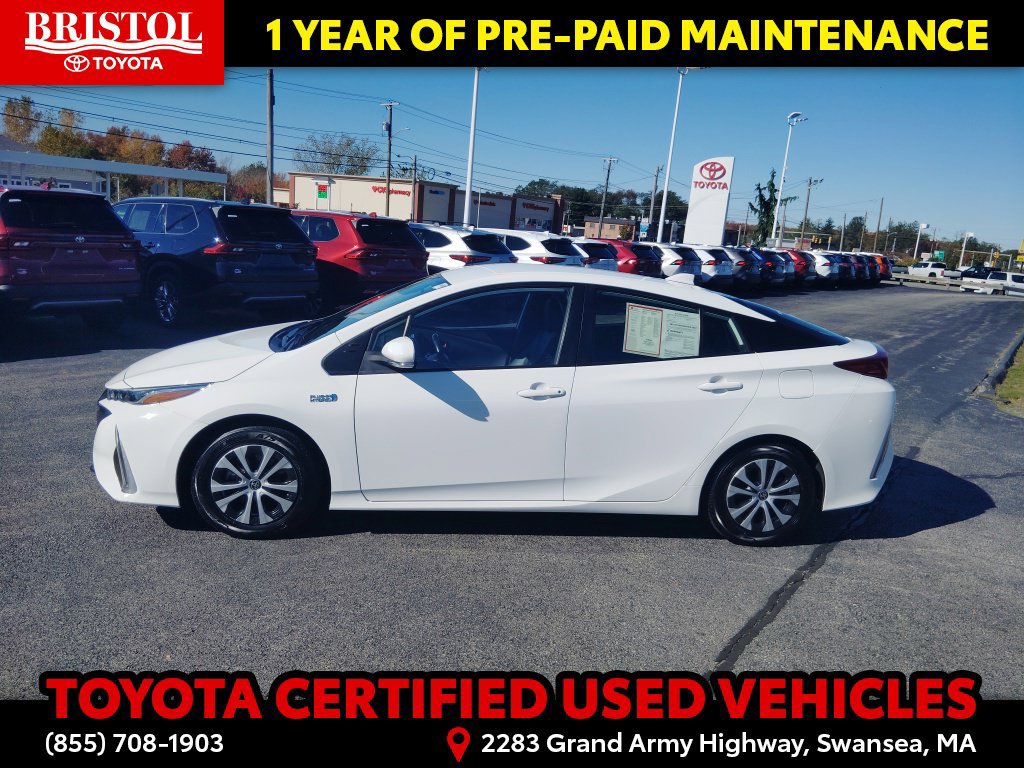Certified 2021 Toyota Prius Prime XLE FWD image 4