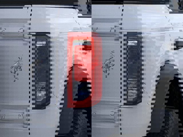 New 2025 Ford Bronco 4-Door image 23