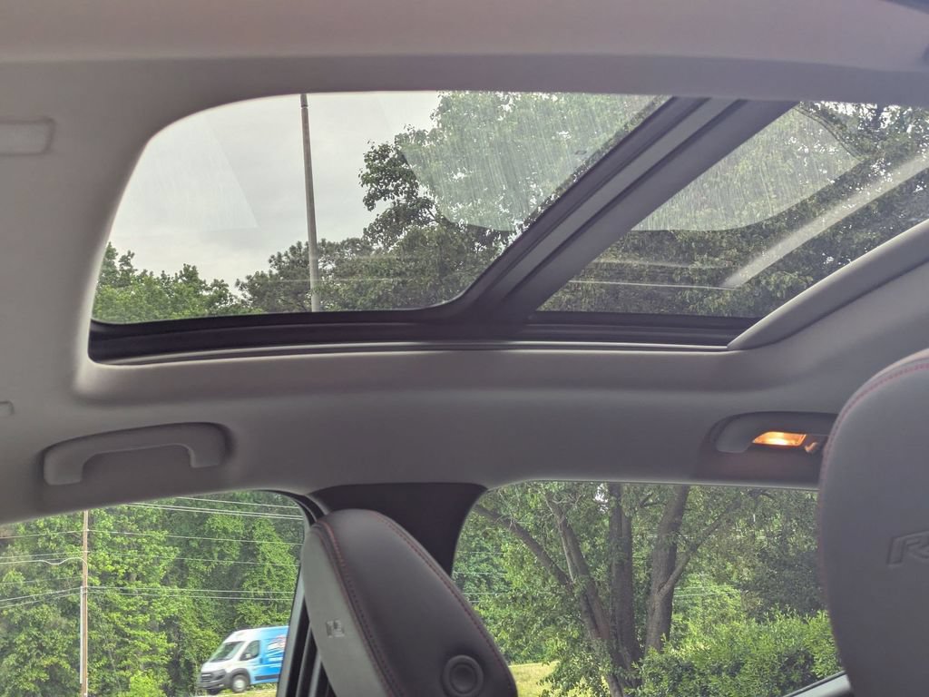 New 2027 Chevrolet Bolt RS FWD image 13