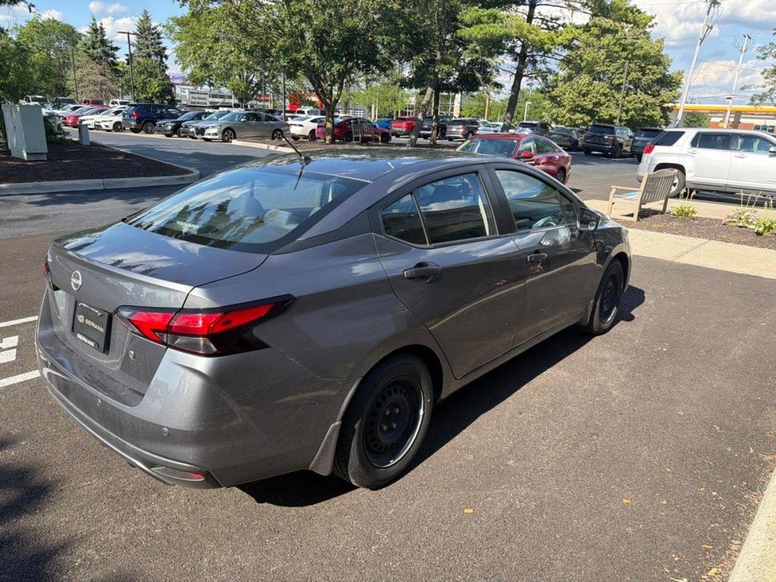 Used 2023 Nissan Versa S w/ Trunk Package FWD image 16