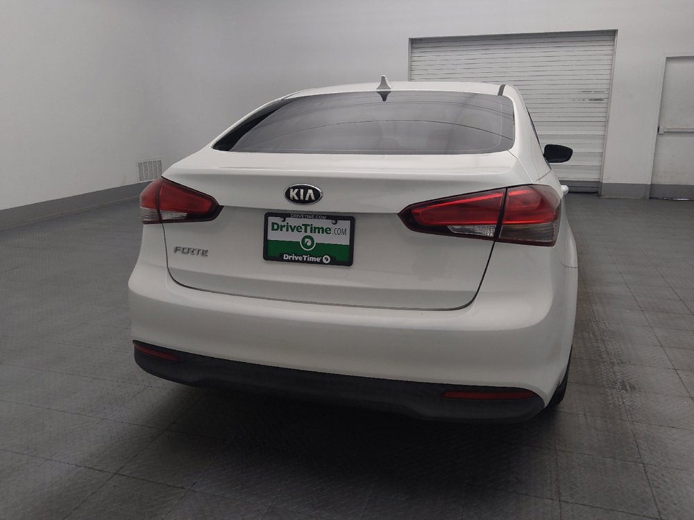 Used 2017 Kia Forte LX FWD image 7
