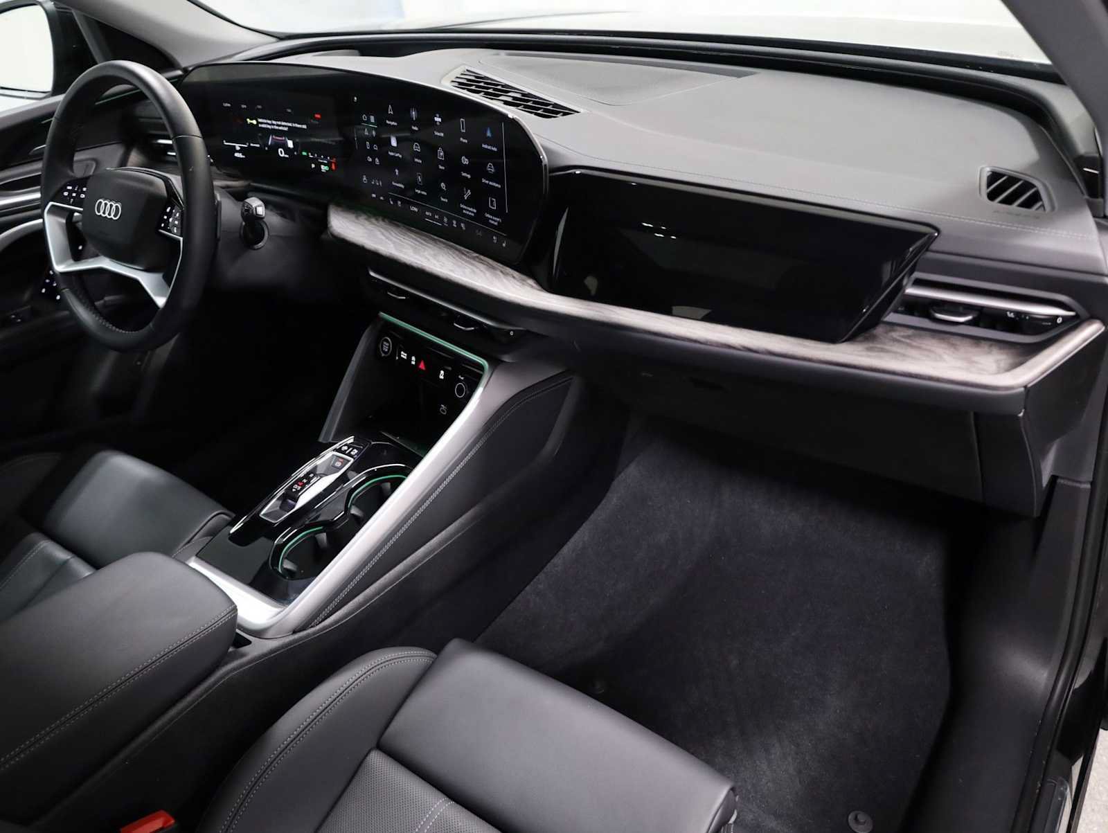 Certified 2025 Audi Q5 Premium w/ Premium Plus AWD/4WD image 6