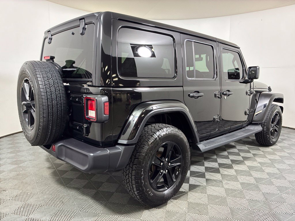 Used 2020 Jeep Wrangler Unlimited Sahara AWD/4WD image 5