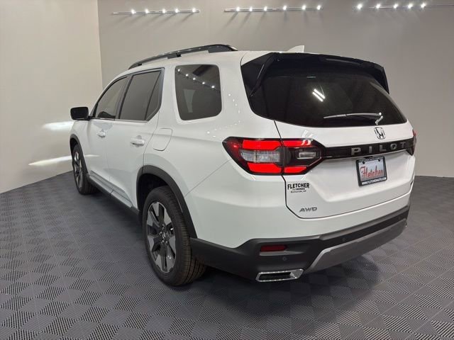 New 2026 Honda Pilot Touring image 4